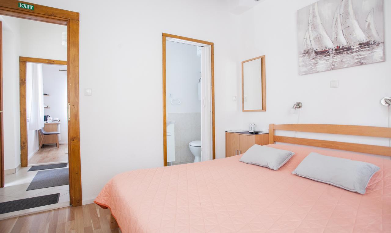 Guesthouse Trogir Proto Zewnętrze zdjęcie