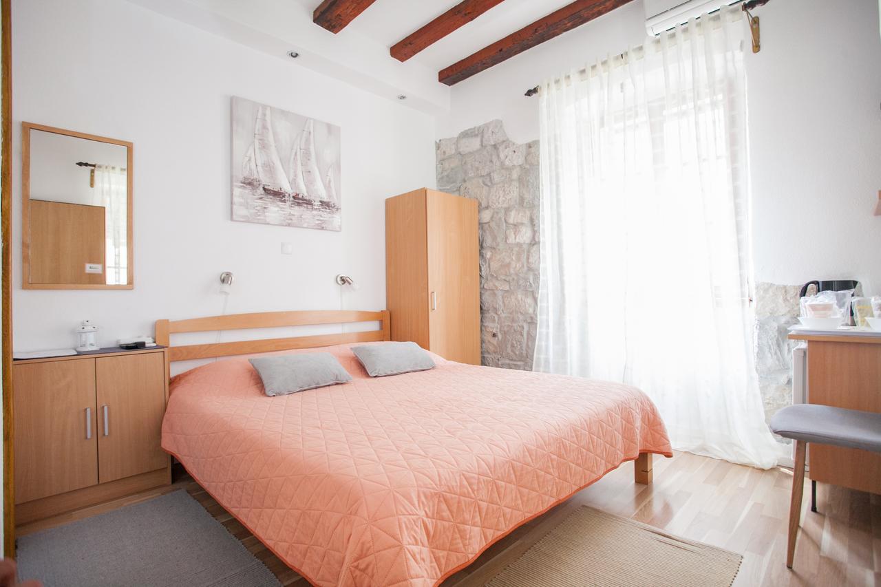 Guesthouse Trogir Proto Zewnętrze zdjęcie